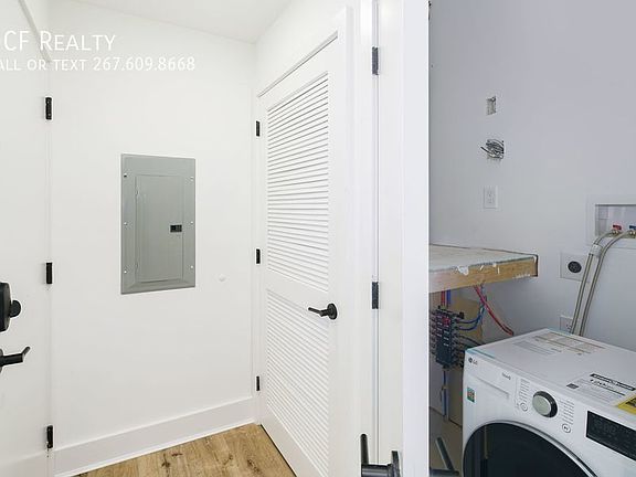 4th image of 2621 W Oxford St #580