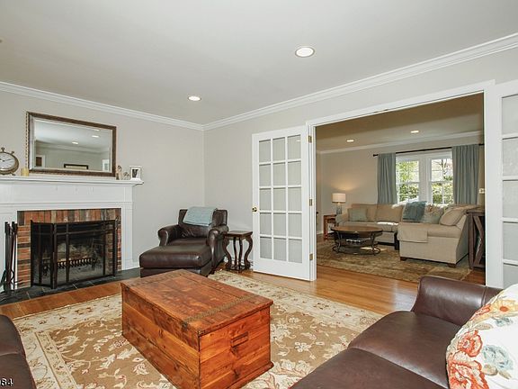 3rd image of 380 Atwood Pl