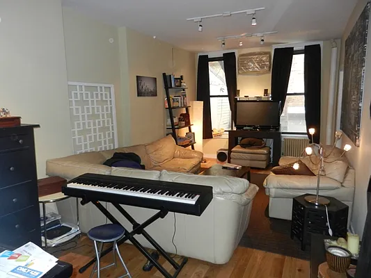 Rented by J & M Realty Services Corp (Management) | media 40