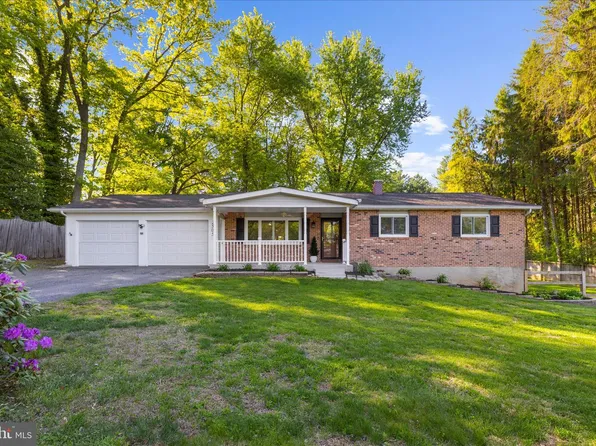 2505 Lewis Ln, Finksburg, MD 21048