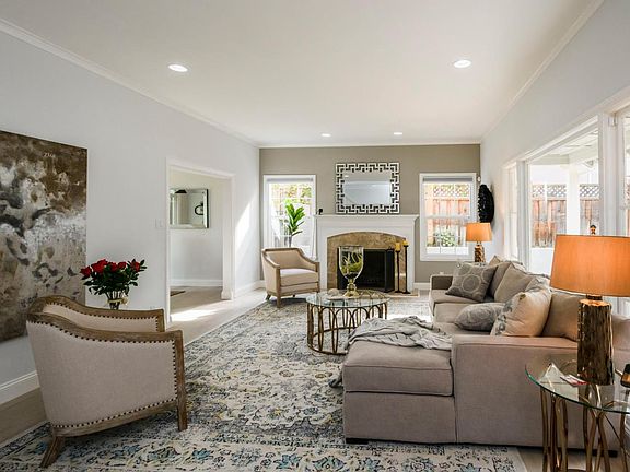 4th image of 1541 Harbor Blvd