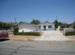 11123 Thrush Dr, Riverside, CA 92505