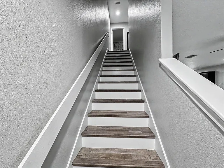 4842 Chatterton Way — Photo 12