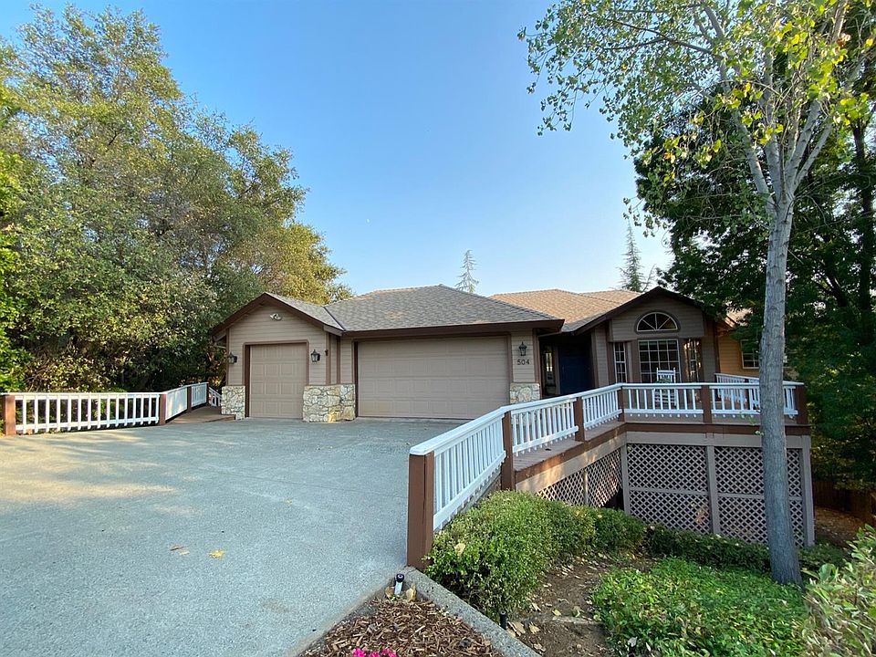 1st image of 504 Barooshian Ct