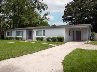 1425 NE 13th St, Gainesville, FL 32601