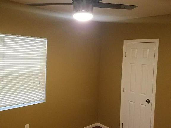 5th image of 4044 38th St