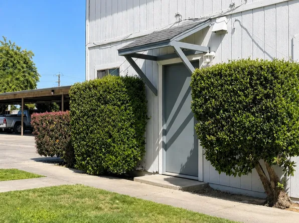 1850 W North Bear Creek Dr, Merced, CA 95348
