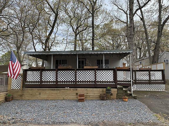 2nd image of 15 Cottage Rd