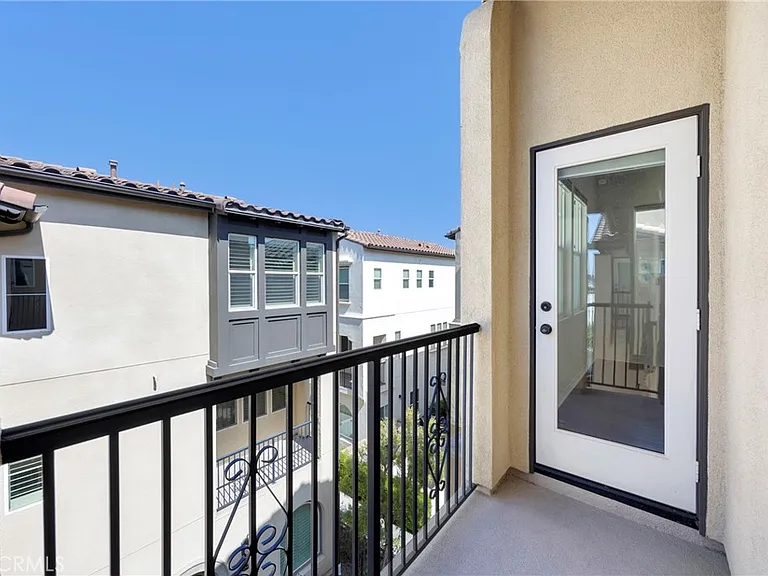 6328 Pacific Way — Photo 29