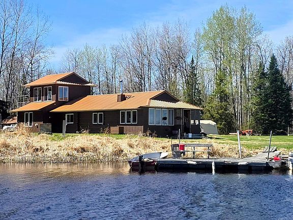 2nd image of 17801 Bear Creek Rd