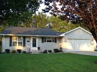 417 California Ave, Findlay, OH 45840
