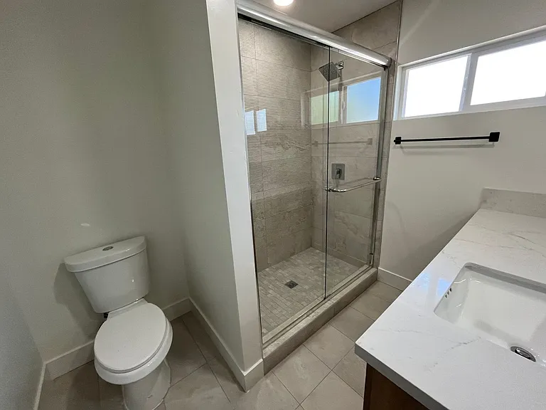 5165 Ewing St — Photo 2