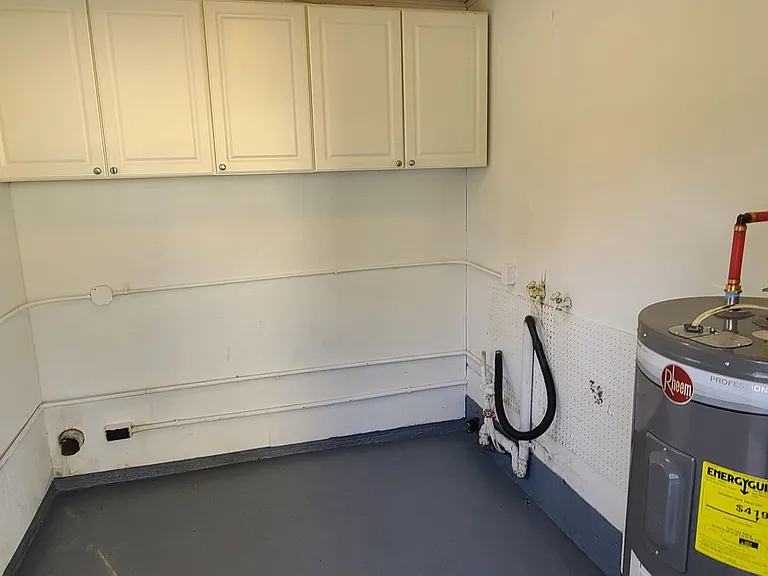 129 S Gordon Dr — Photo 17