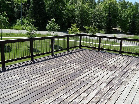 Private Large Front Deck