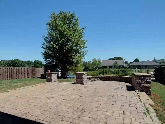 2nd image of 5033 Valley Cove Dr SE #5033