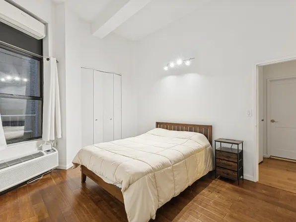 244 Madison Avenue image 7 of 10