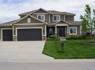 309 SE Mill Creek Dr, Lees Summit, MO 64063