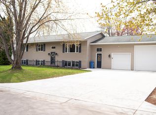 111 6th St S, Hoffman, MN 56339