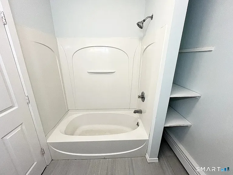 39 Shepard St #1 — Photo 4