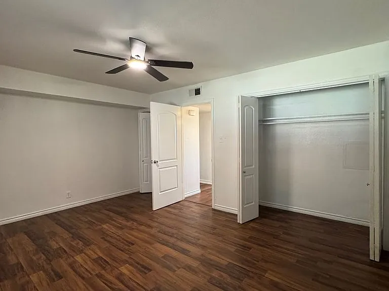 10115 Sahara St — Photo 10