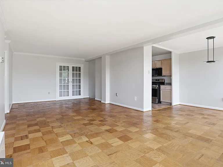 6641 Wakefield Dr #703 — Photo 8