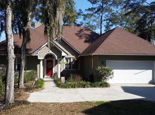 2407 Glendale Ln, Beaufort, SC 29902