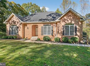 17260 Braddock Pl, Hughesville, MD 20637