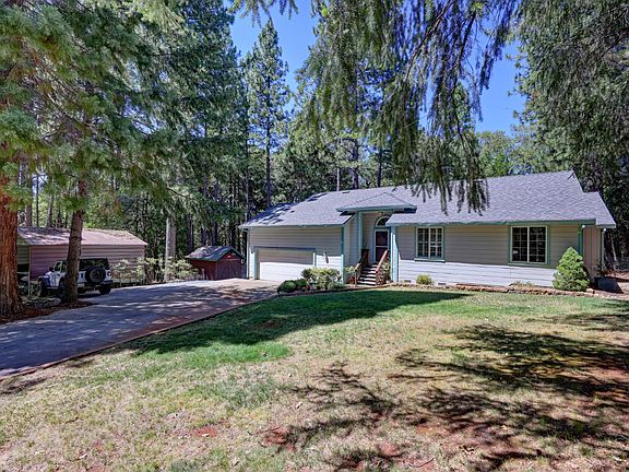 3rd image of 20091 Eaglecrest Dr