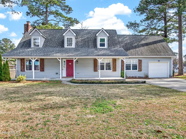 2418 Saddleridge Drive, Midway Park, NC 28544