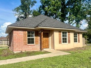104 Roland Ln, Opelousas, LA 70570