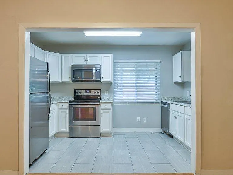 1709 Verina Ct — Photo 7
