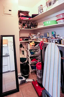 Rented by Horowitz Real Estate | media 32