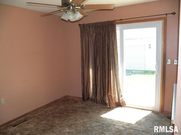 5th image of 205 Prairie St