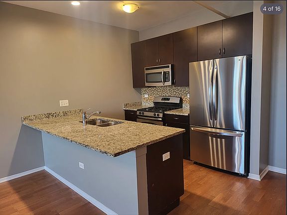 4th image of 437 W Division St APT 503