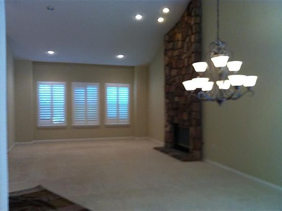 DINING RM LOOKNG N LIVING RM