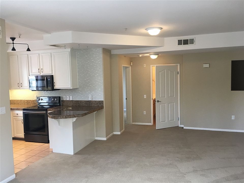 1st image of 235 Market St Unit 206