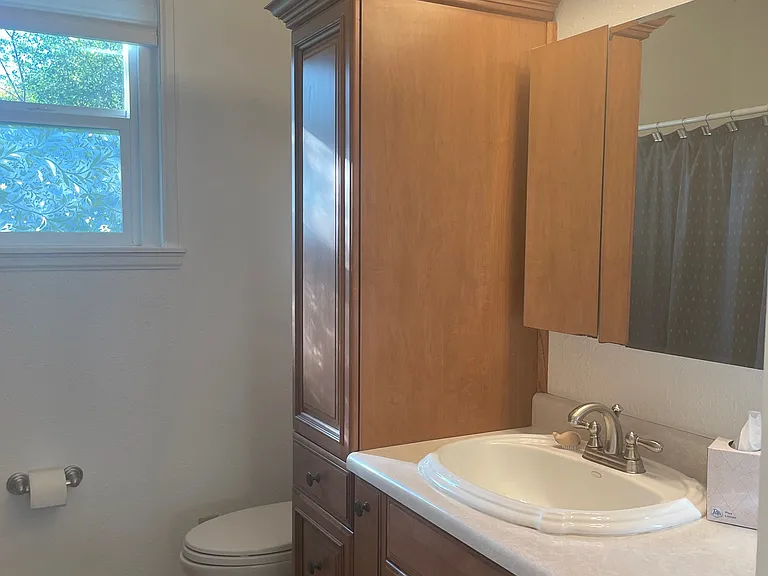 817 Walnut St — Photo 11