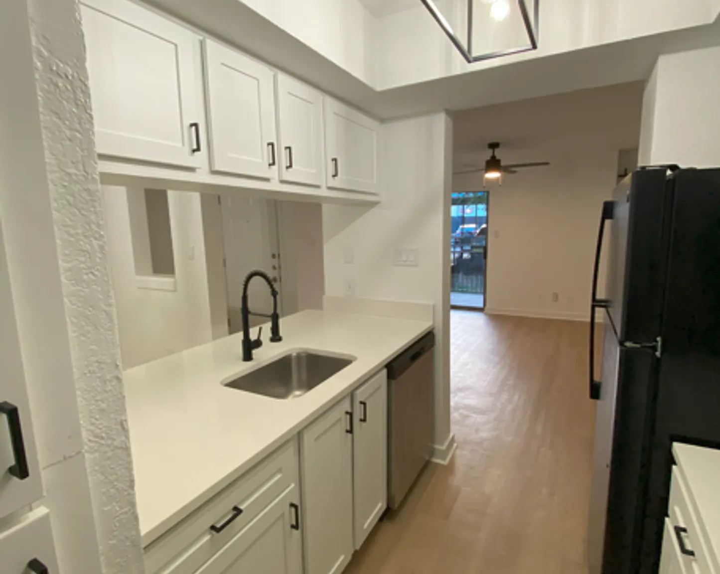 Townhollow Apartments — Photo 1