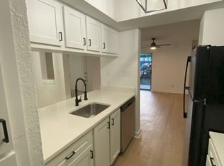Townhollow Apartments, Austin, TX 78704