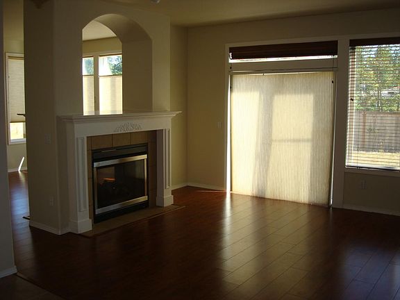 4th image of 4419 3rd Ave NW