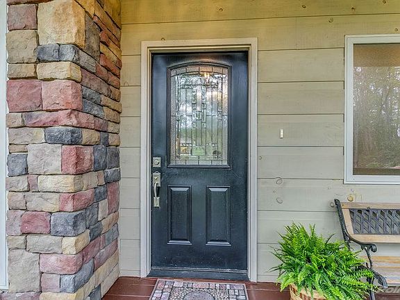 3rd image of 172 Crestview Dr #2-5414
