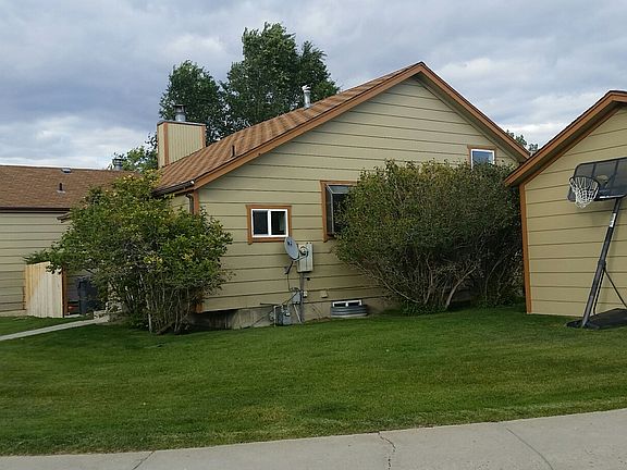 2nd image of 700 Shoshone Ave Unit 13