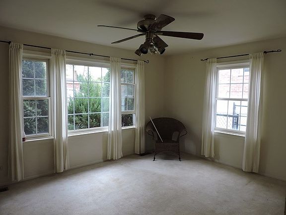 2nd image of 10528 S 83rd Ct