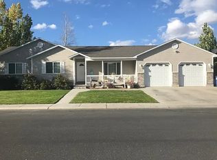 330 E Palomino Dr, Sugar City, ID 83448