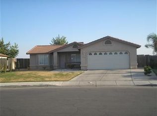 426 Del Rey Dr, Delano, CA 93215