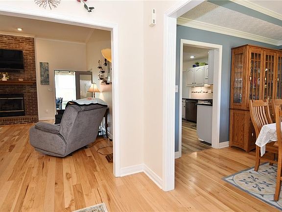 5th image of 7222 Fox Hunt Ct