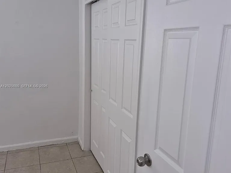 2781 SW 4th St — Photo 21