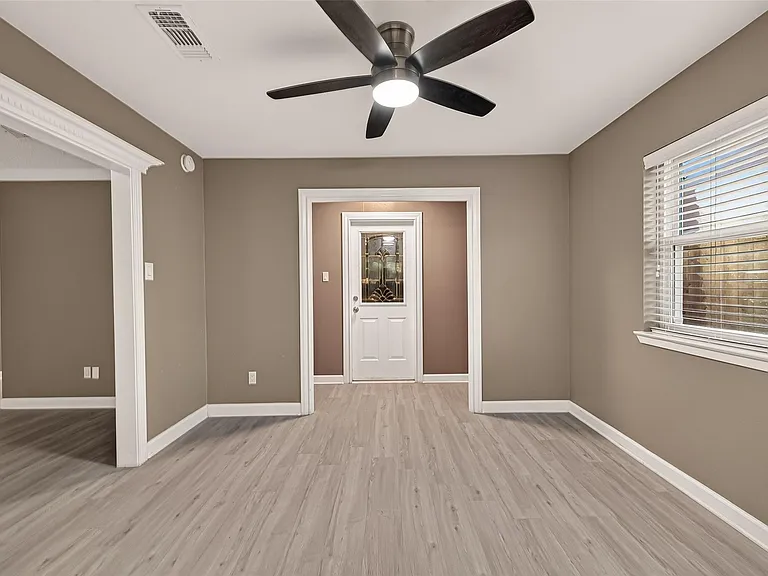 7338 Cornwall Bridge Ln — Photo 15