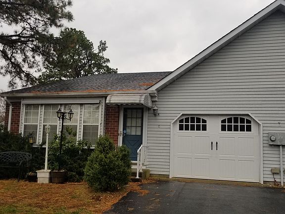 3rd image of 8 Ardsley Avenue #A