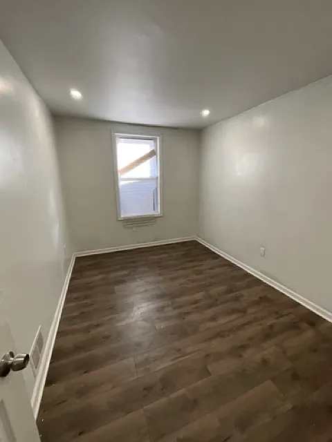 1 bed, $1,100 — Photo 3